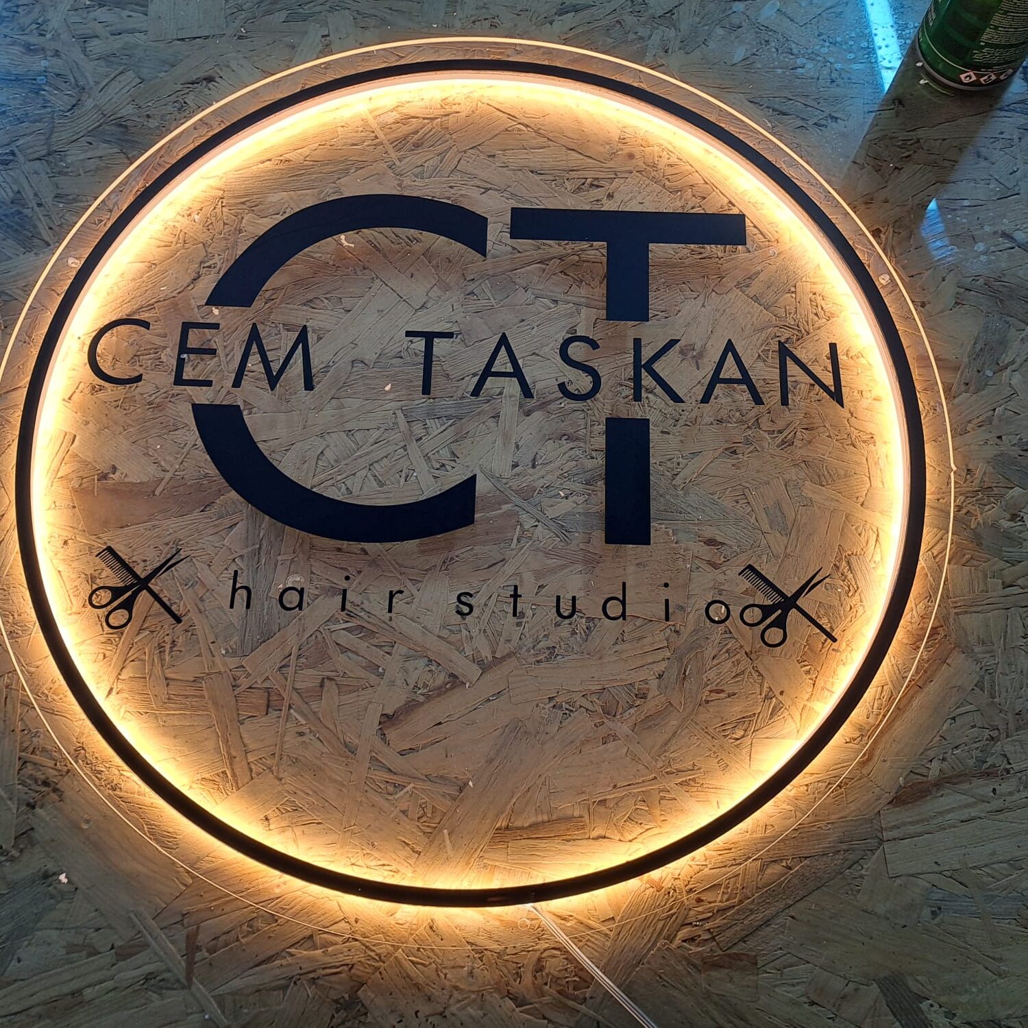 endirekt ışıklı neon tabela