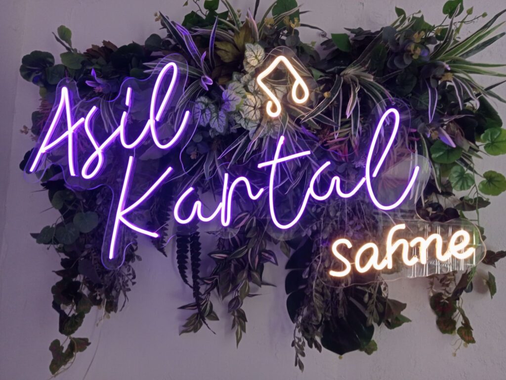 kafe restoran neonled çalışmaları izmir istanbul neon (41)
