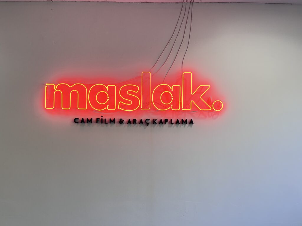 neon tabela modelleri neon levi reklamcılık (3)