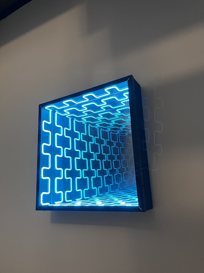 sonsuz ayna çalışmaları neon levi (9)